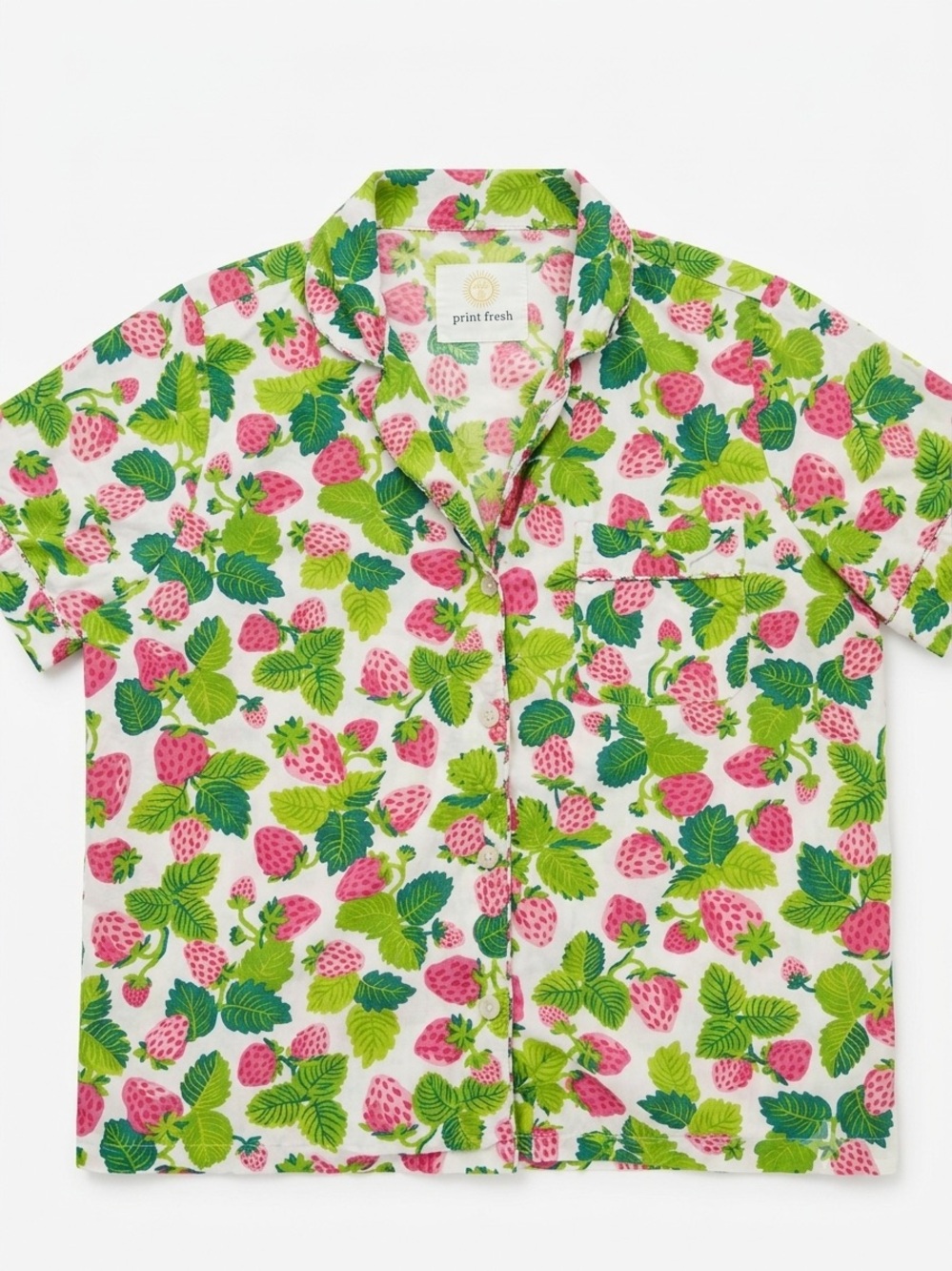 Print Fresh Strawberry Print Short Sleeve Shirt Size Medium